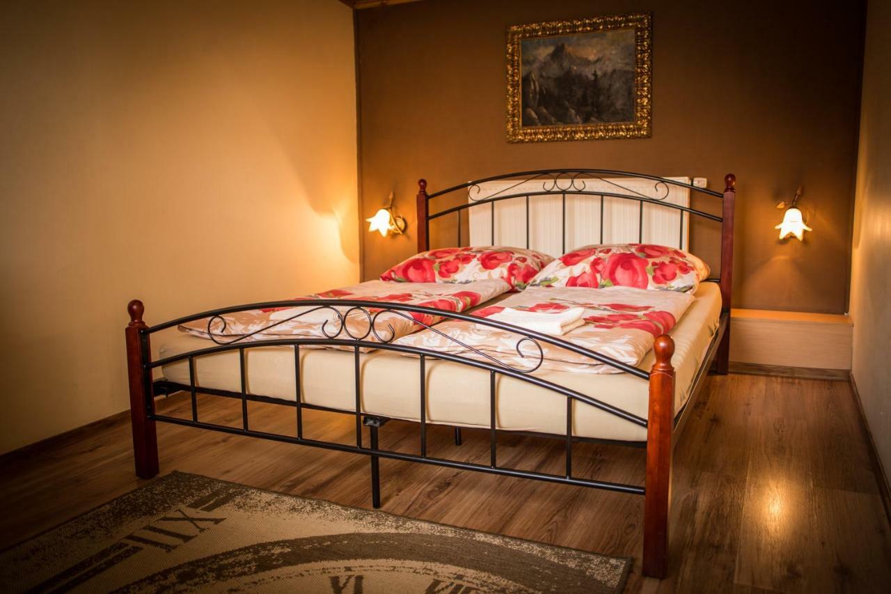 Hotel Privat Milan à Hrabušice Extérieur photo
